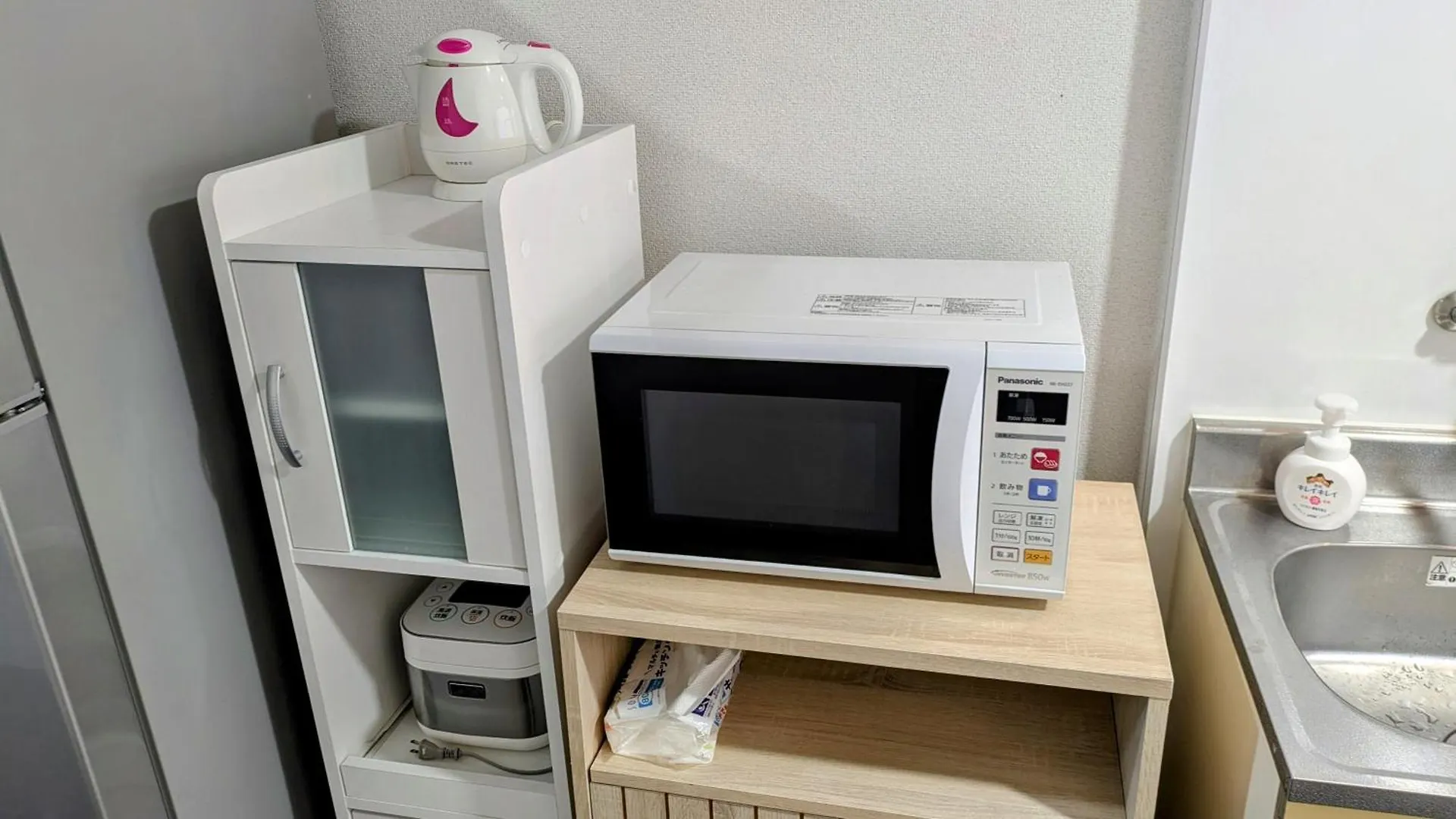 Umeda Oideya,梅田まで5分,古民家の貸切,最大8名,駅から徒歩5分 Apartment Osaka