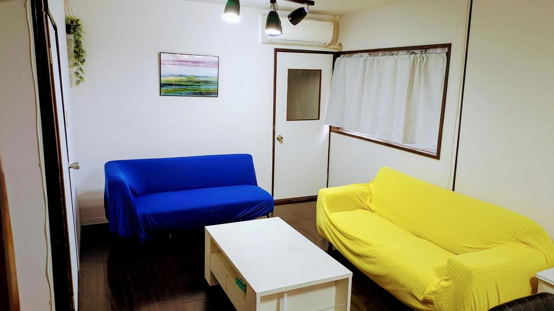 Umeda Oideya,梅田まで5分,古民家の貸切,最大8名,駅から徒歩5分 Apartment Osaka Japan