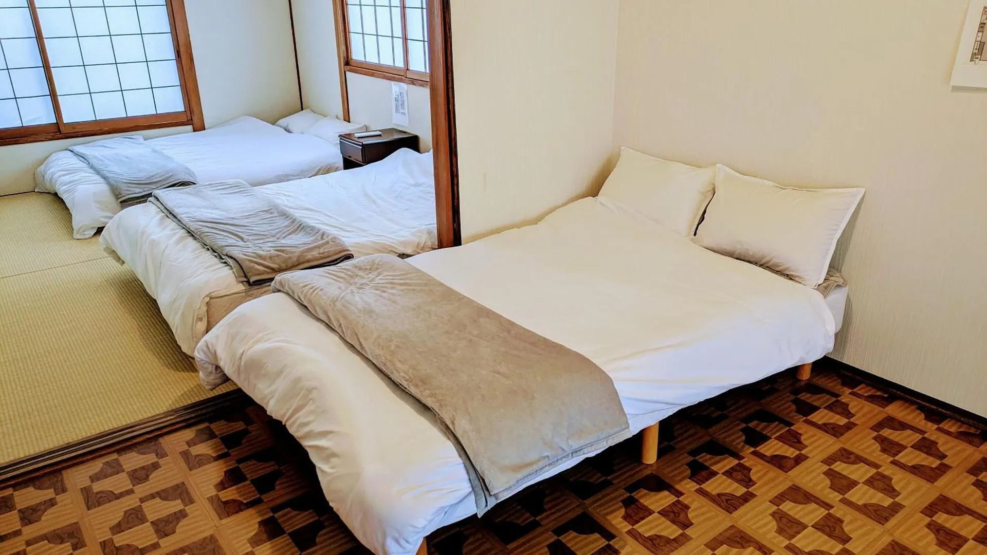 Umeda Oideya,梅田まで5分,古民家の貸切,最大8名,駅から徒歩5分 Apartment Osaka